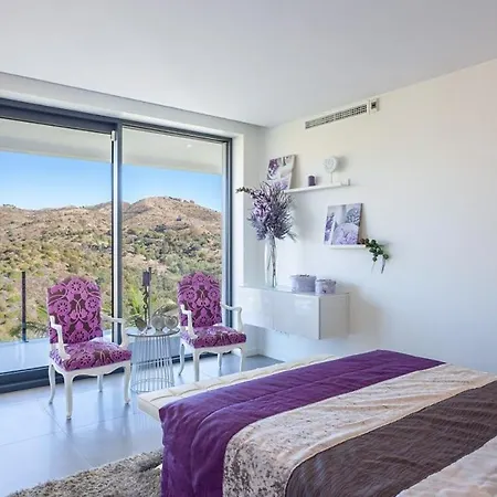 Villa Luxurious Cabopino - Your Ultimate Getaway Marbella