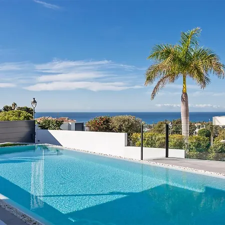 Luxurious Cabopino - Your Ultimate Getaway Villa