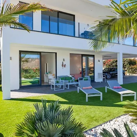Villa Luxurious Cabopino - Your Ultimate Getaway